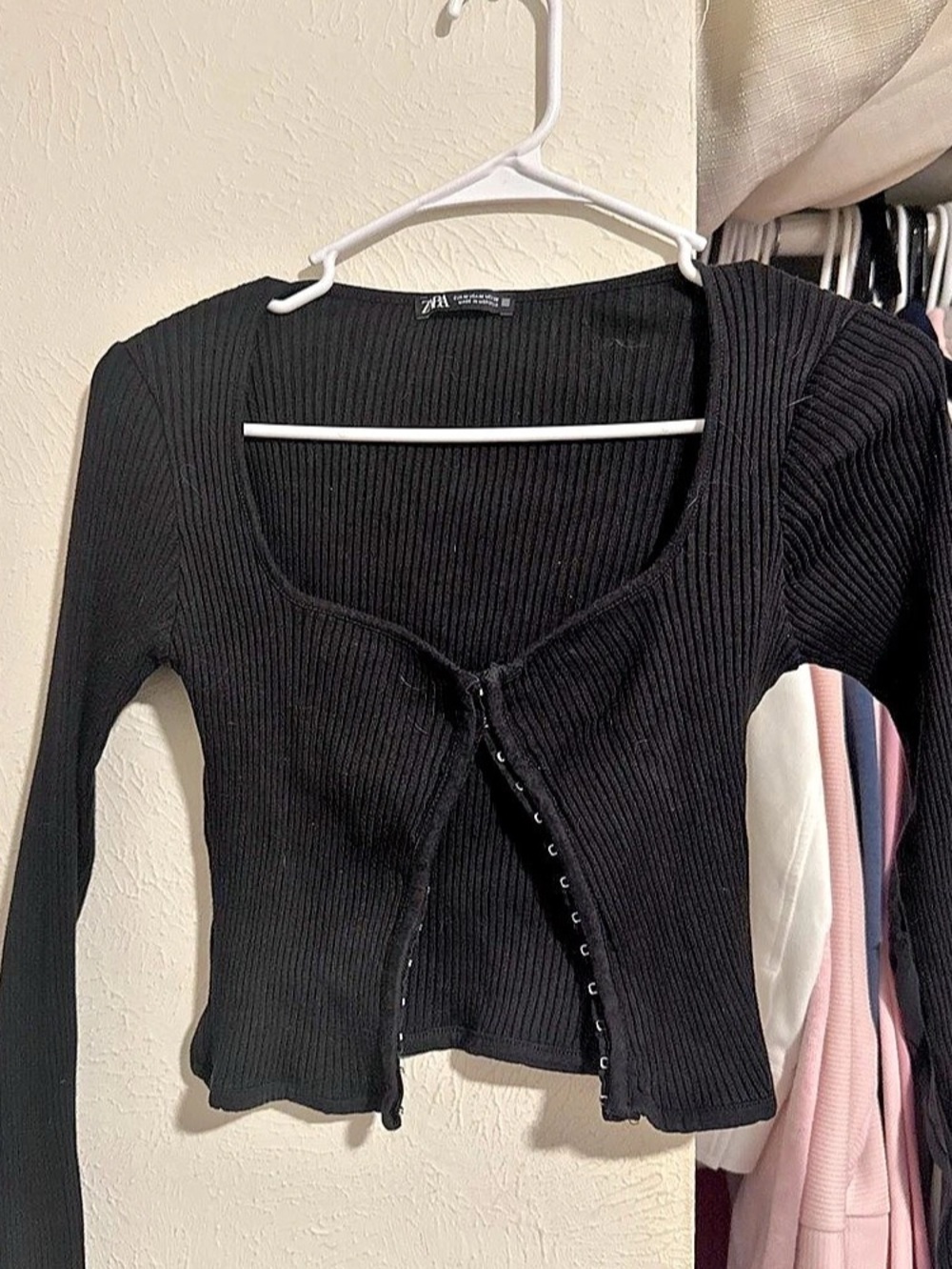 Zara Black Ribbed Long top